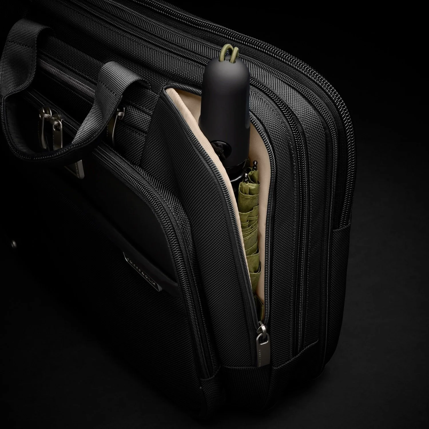 Briggs & Riley @Work KB525X-4 Medium Expandable Brief - Black